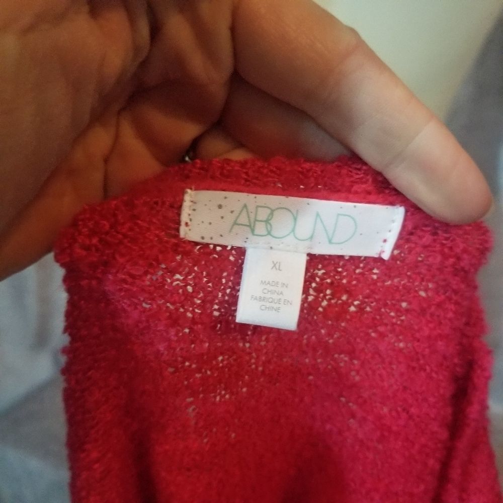 5/$25 Summer Sale!!! Abound Red V-Neck Sweater - Picture 4 of 6